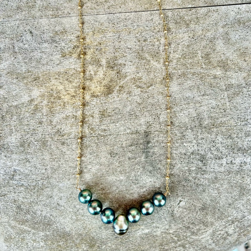 A work of art✨ 7 large Tahitian pearl strand necklace